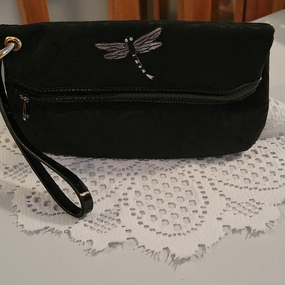 Simply Vera Wang clutch/ wristlet